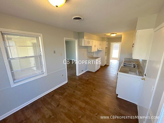 3rd image of 5940 Pebble Beach Ave