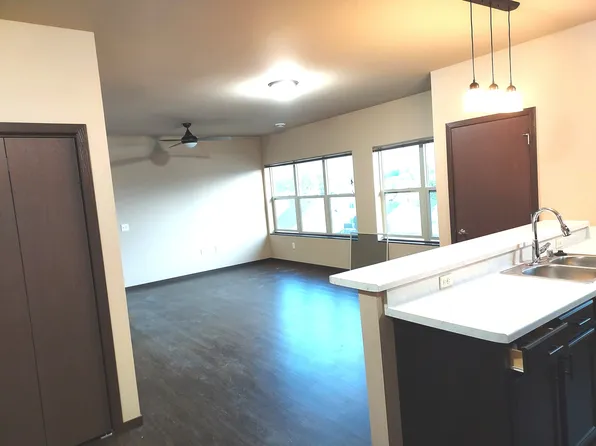 700 Nygaard St #7, Stoughton, WI 53589