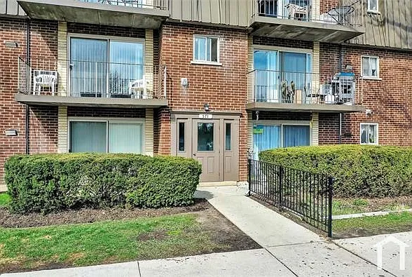 1 bed, 950 sqft, $1,450 — Photo 2
