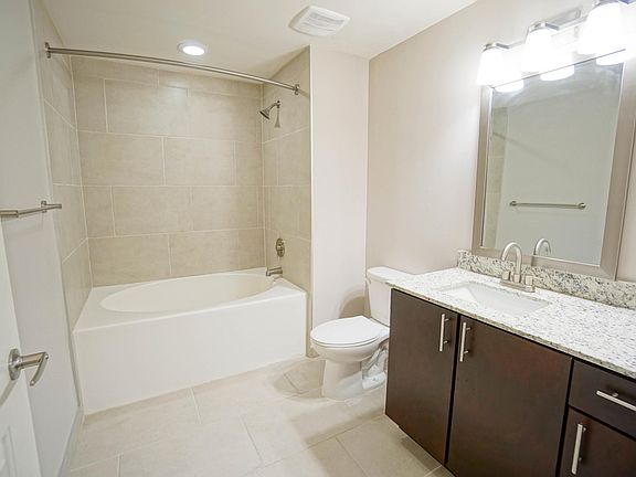 2nd image of 900 E Sunrise Blvd