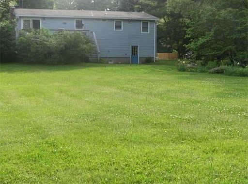 2nd image of 29 Susan Ln