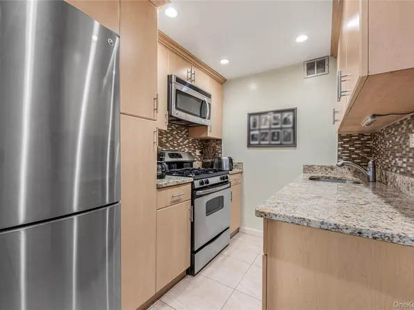 102-30 66 Road #1, Forest Hills, NY 11375