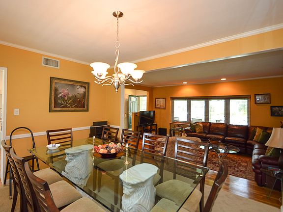 5th image of 567 Linda Ln