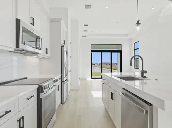 7818 SW Andrea Way, Port Saint Lucie, FL 34987