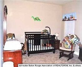 4th image of 7951 Acadiana Ave