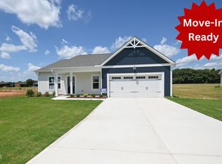 135 Johnson Ridge Way, Four Oaks, NC 27524