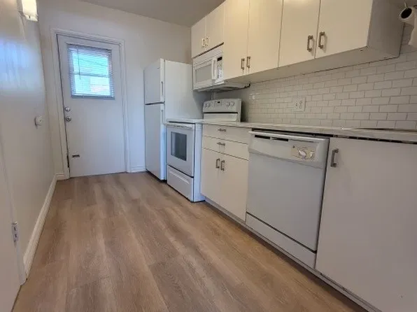 806 5th St, Coronado, CA 92118