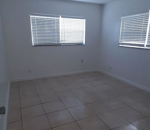 4th image of 8600 NW 40th St #9
