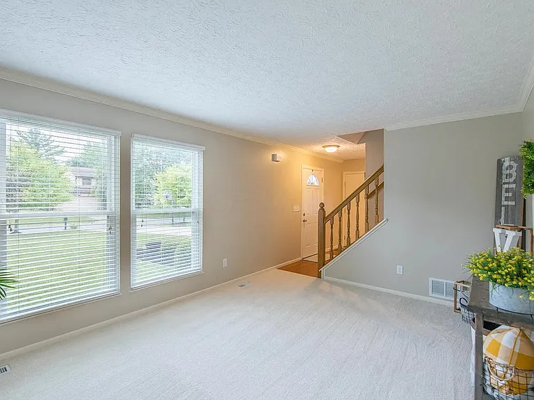 6887 Running Deer Pl — Photo 21