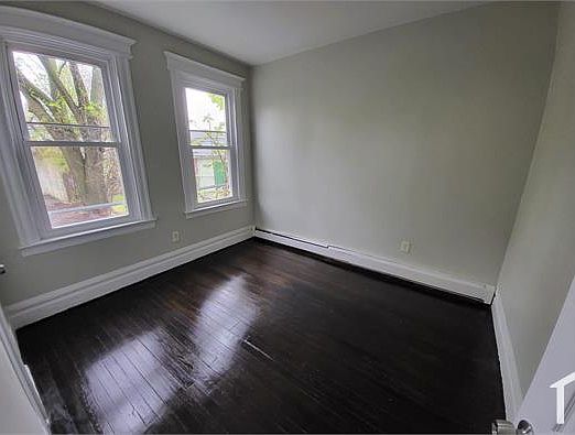 5th image of 204 Hillside Ave Floor 1