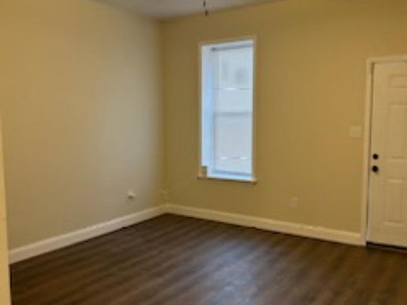 5th image of 4018 S Grand Blvd Floor 1