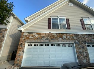 81 Heath Ct, Pennington, NJ 08534