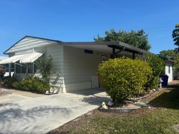 7525 SE Independence Avenue, Hobe Sound, FL 33455