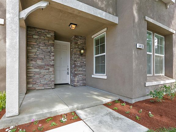 3rd image of 1416 N Asciano Ct