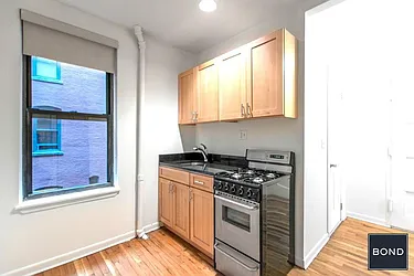 Rented by Bond New York