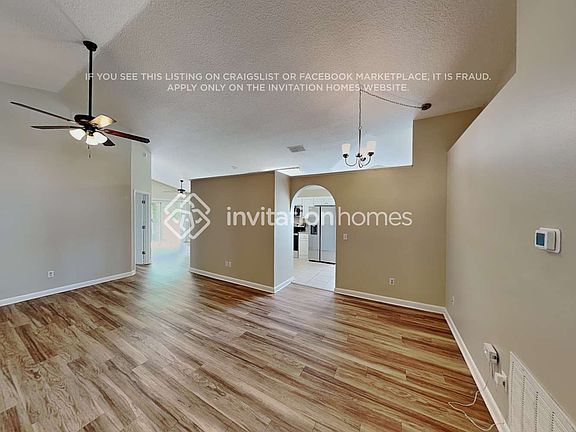 4th image of 1240 Woodfield Oaks Dr