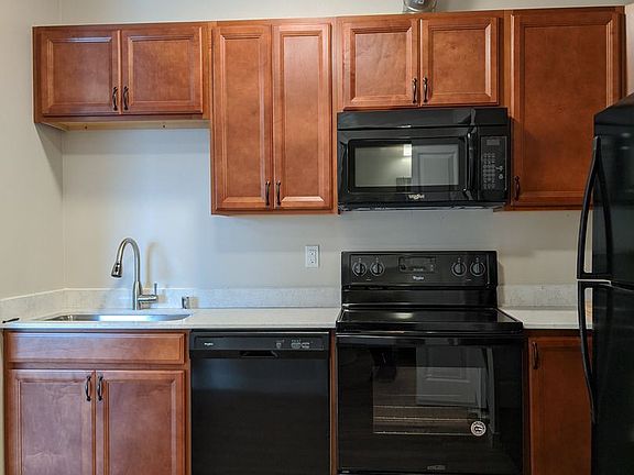 2nd image of 7427 S D St #101