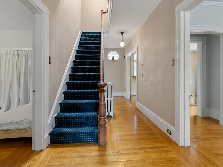 15 Myrtle St — Photo 30