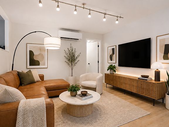 5th image of 2900 N Lowell Blvd APT 2
