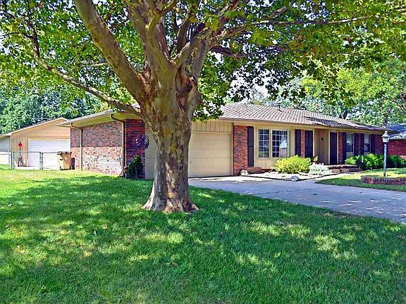 2nd image of 3101 Princeton Dr