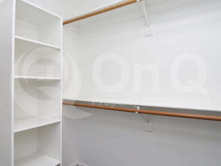 137 W Leah Ct — Photo 22