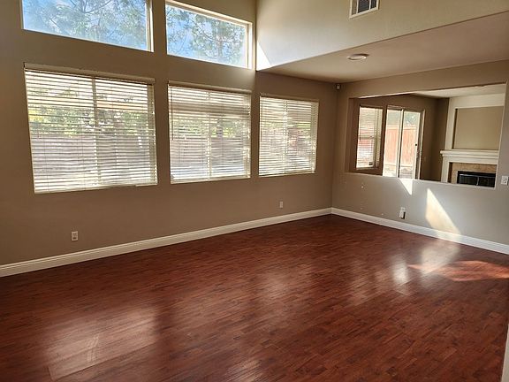 4th image of 32569 Galatina St