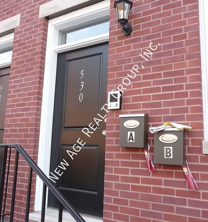 1st image of 530 N Budd St #2