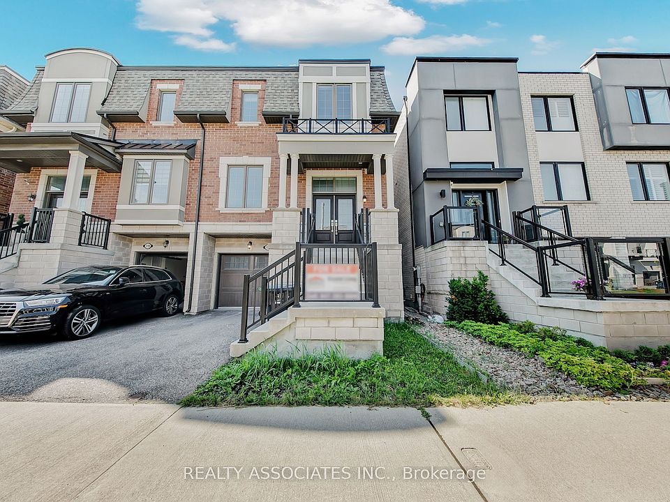 1st image of 17 Vaudeville Dr