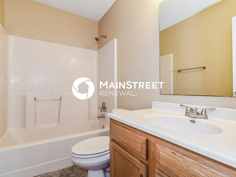 7467 Grandview Dr — Photo 12
