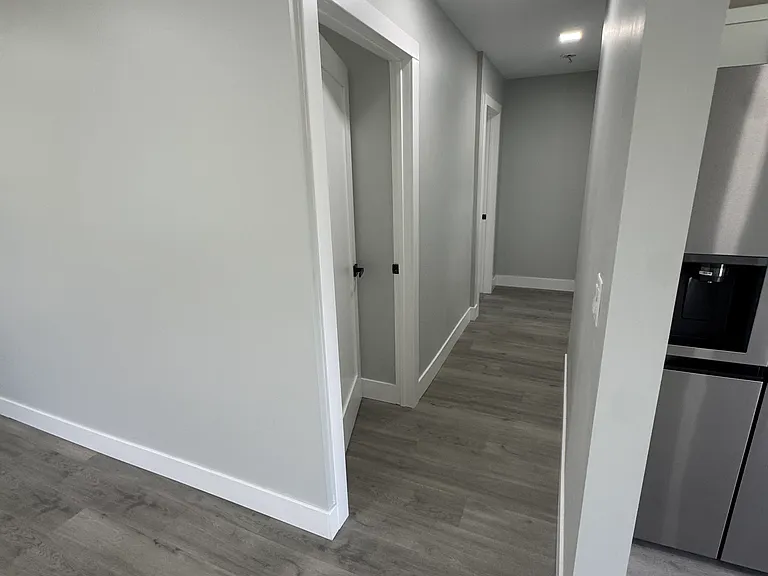 2158 Elmcrest Rd — Photo 5