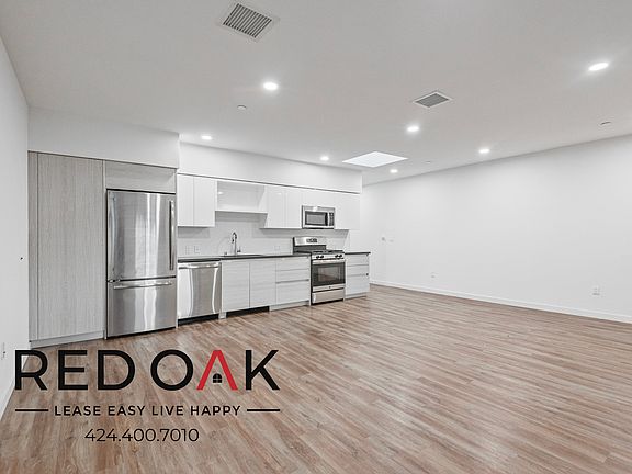 5th image of 2409 Griffith Park Blvd APT 305