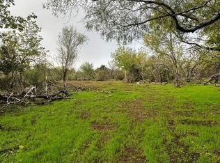 310 Black Watch Rd, Lockhart, TX 78644