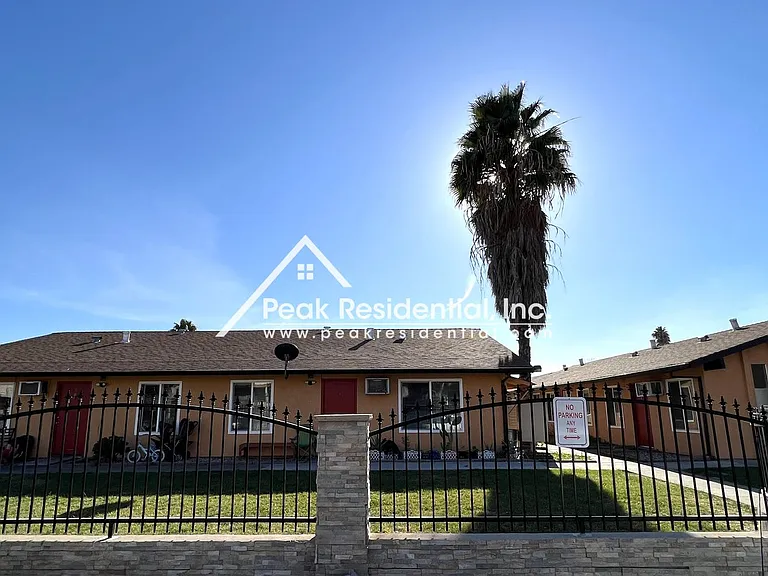 Wyda Way Apartments — Photo 4