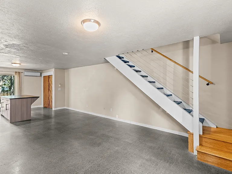 2150 Hill St #1 — Photo 13