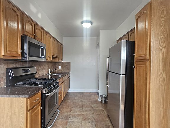 2nd image of 22-07 49th St Unit 1