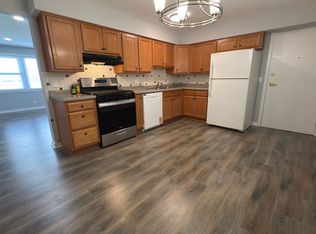 8422 W Gregory St APT 1, Chicago, IL 60656