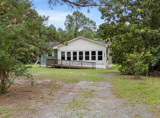 1049 Blue Flame Rd, Bonneau, SC 29431