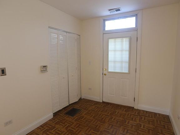4th image of 3848 N Southport Ave #1FMF