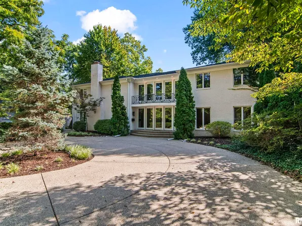 2100 Illini Rd, Leland Grove, IL 62704