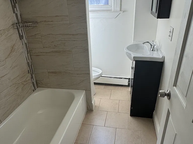 187 Columbia Ave #2 — Photo 5
