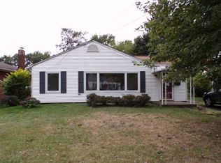 1216 Roosevelt Ave, Cuyahoga Falls, OH 44223