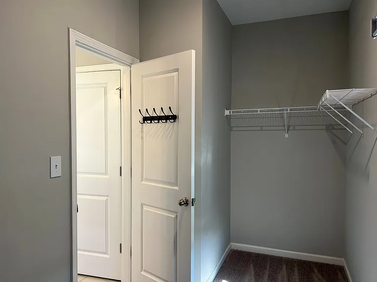 401 Tivoli Way — Photo 15