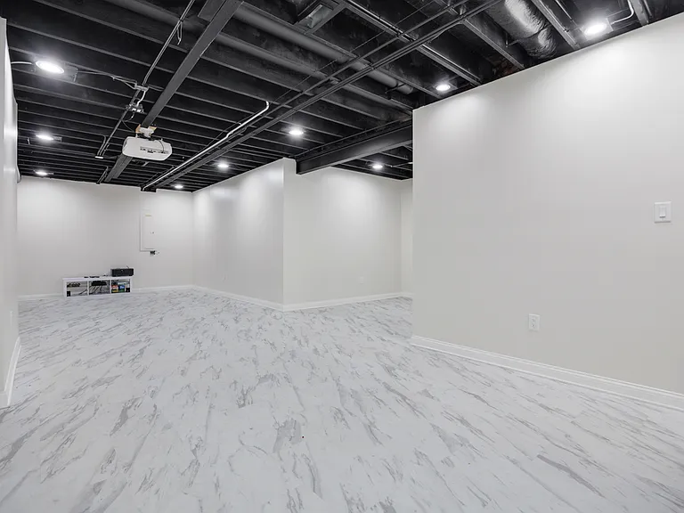 2531 Basin Trail Ln — Photo 37