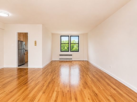 3rd image of 540 Ocean Pkwy #43