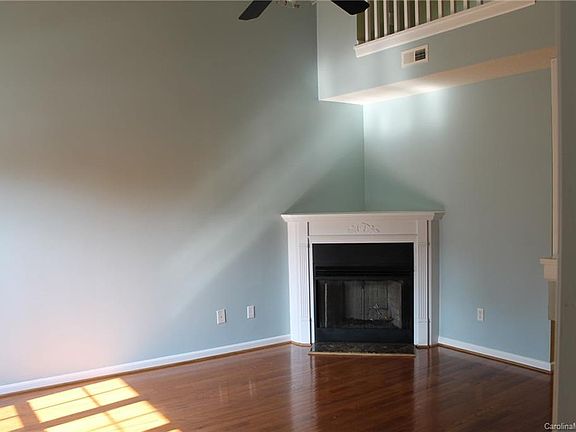 2nd image of 7121 Bidford Ct #7121