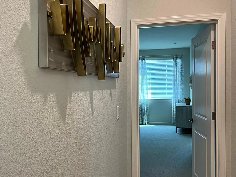 Hall way to the master suite.