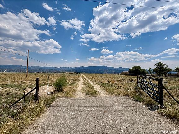 4th image of 19750 US HWY. 285
