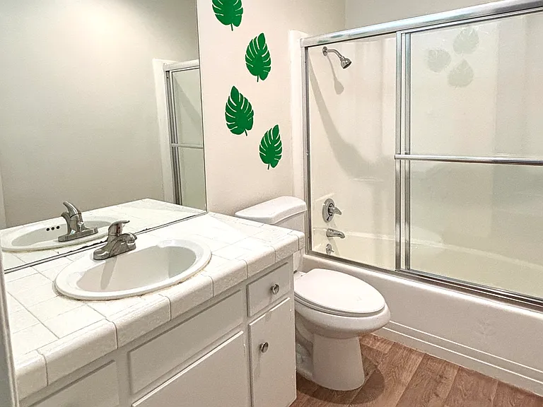 5400 Newcastle Ave #66 — Photo 5