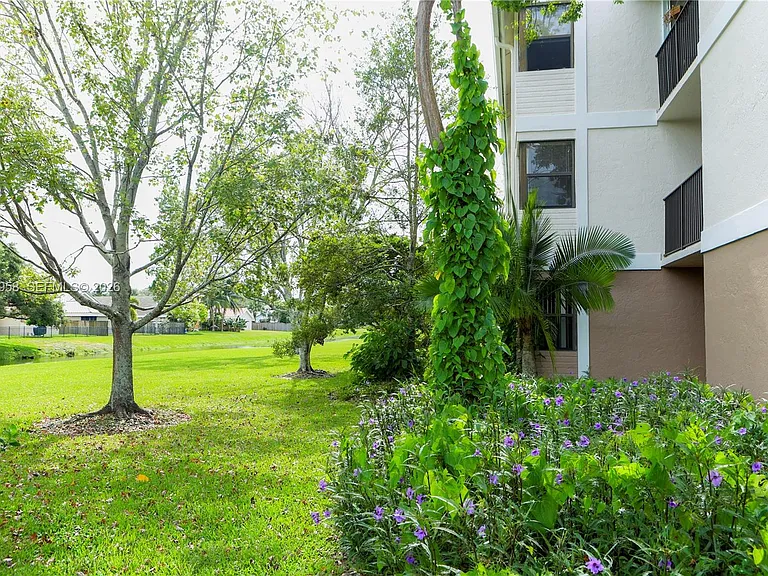 10125 W Sunrise Blvd #101 — Photo 10