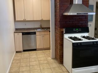 24 Eden St APT 1, Worcester, MA 01609